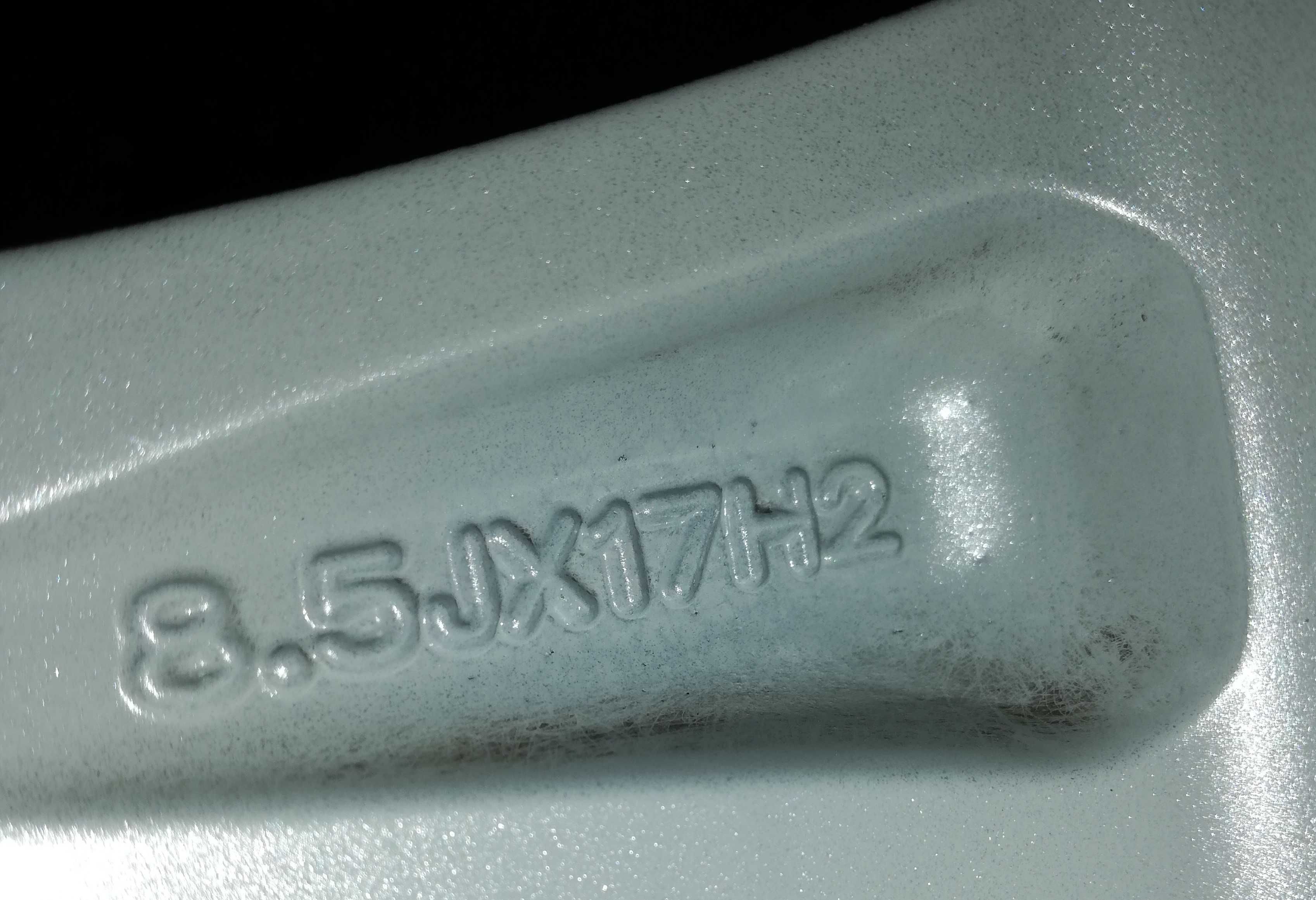 Felga aluminiowa do BMW 395 17"x8.5" IS47