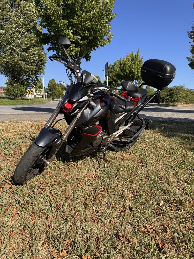 Zontes ZT125U como nova