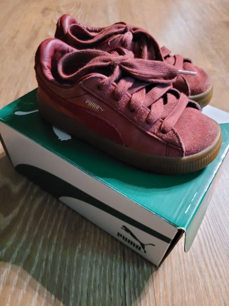 Buty dla chłopca firmy Puma rozm 25