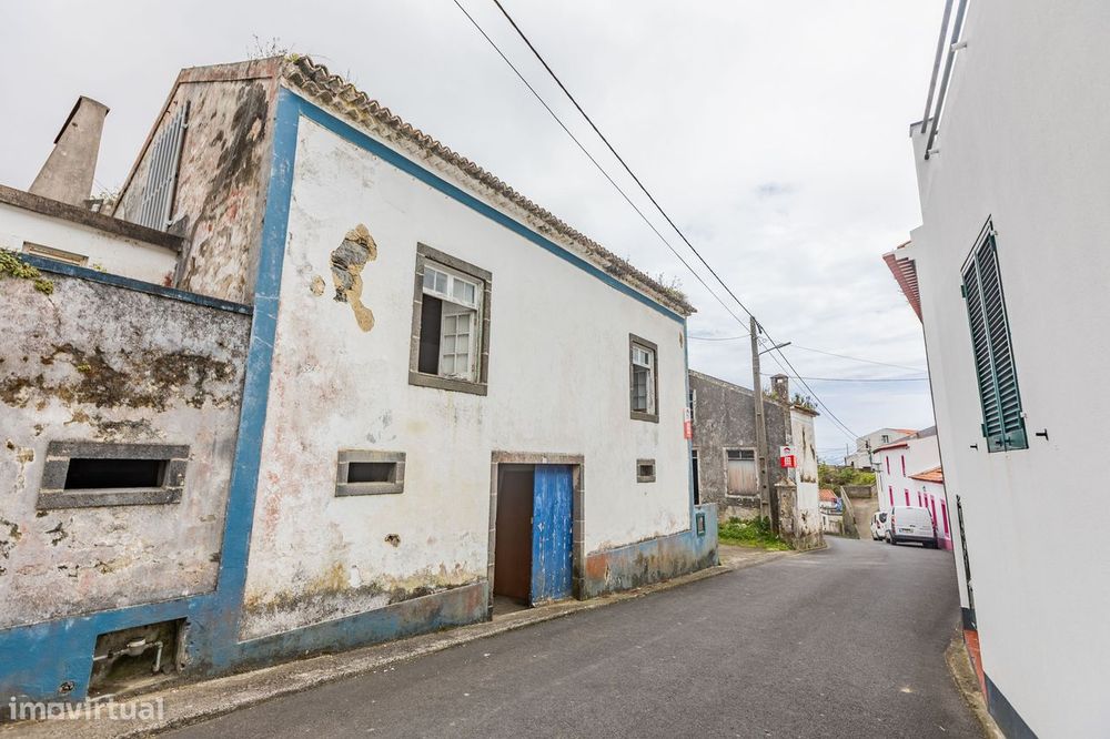 Moradia 6 quartos - Água D'alto