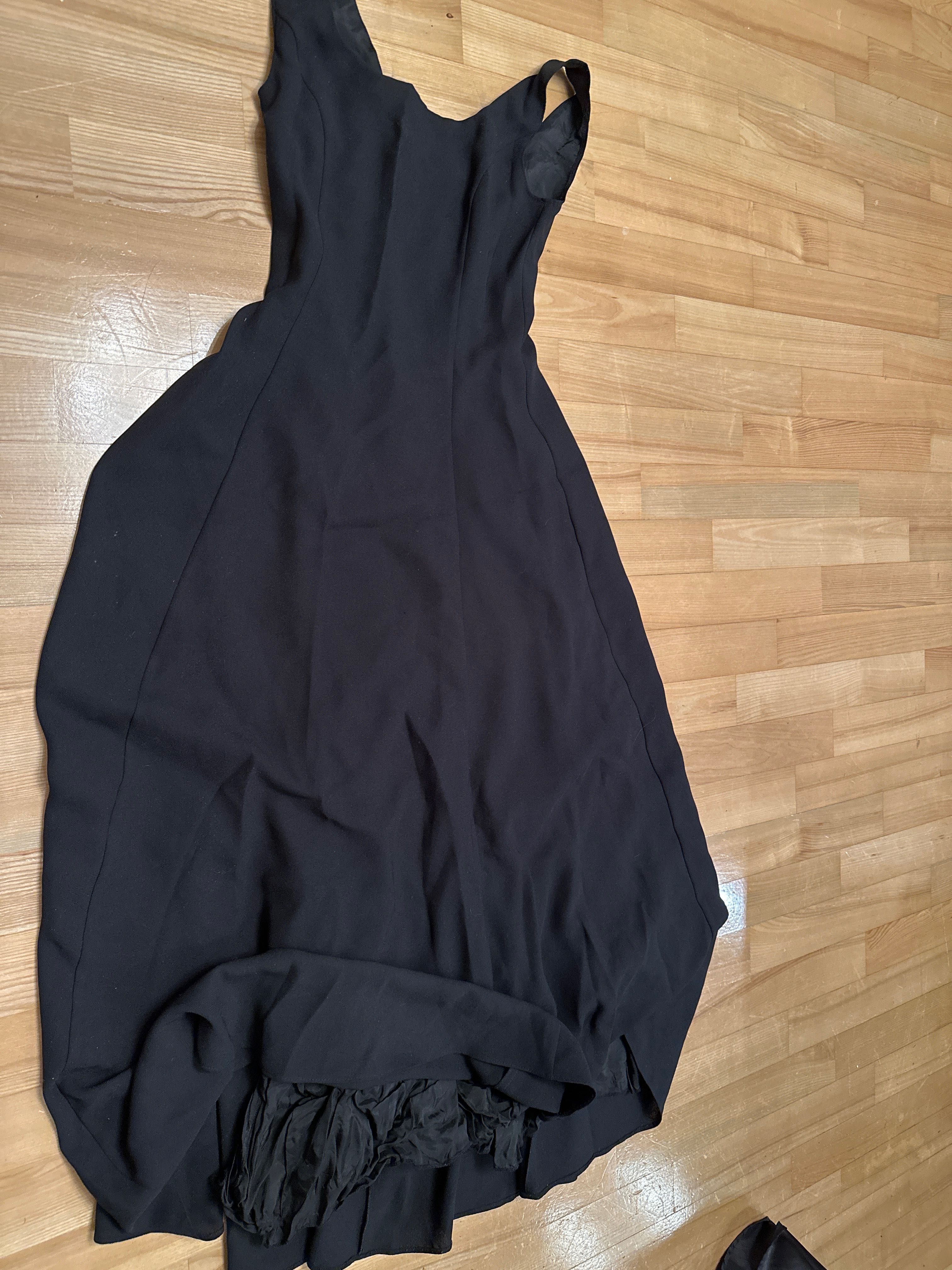 Sukienka elegancka czarna rozmiar 36