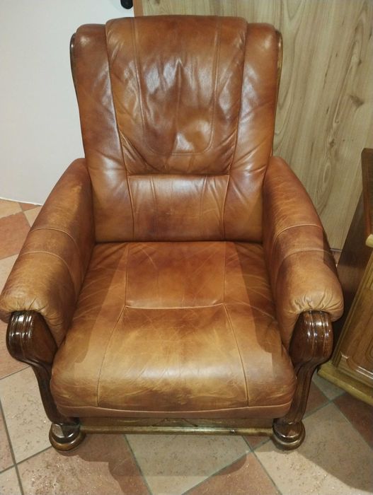 Fotele skórzane używane