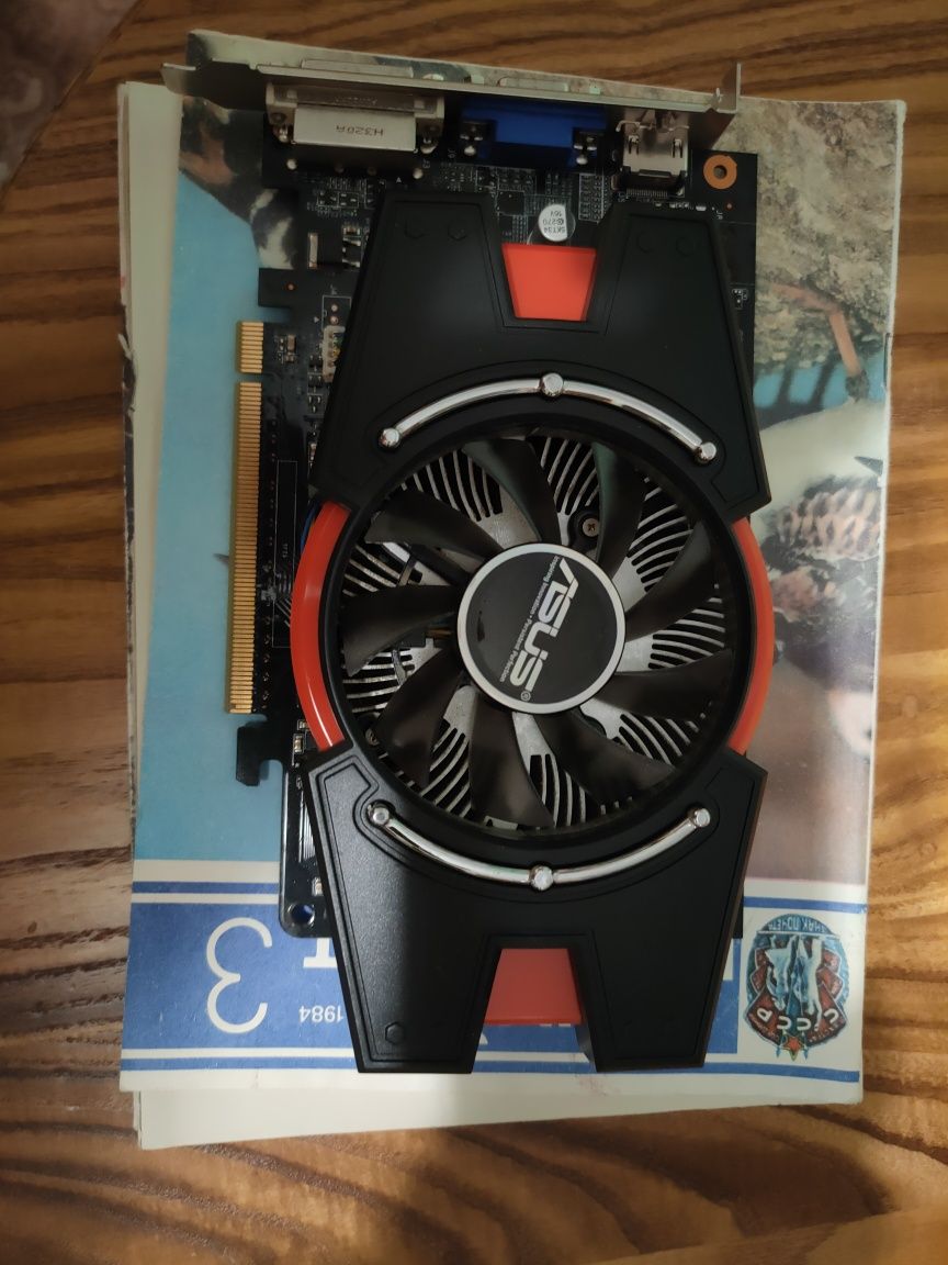 Видеокарта Asus GTX 650 1 Gb