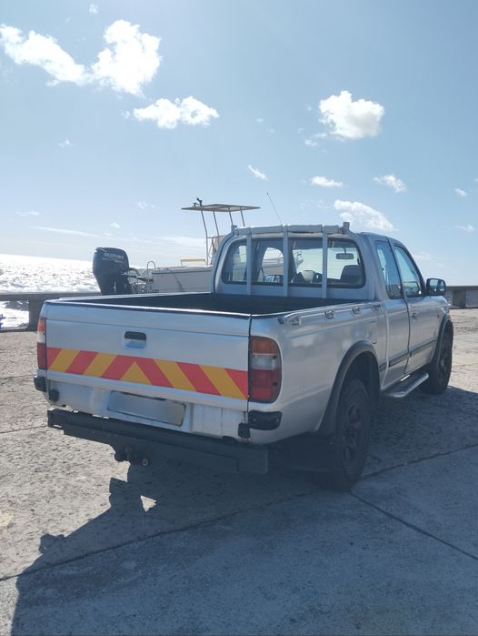 • Ford Ranger 4x4
