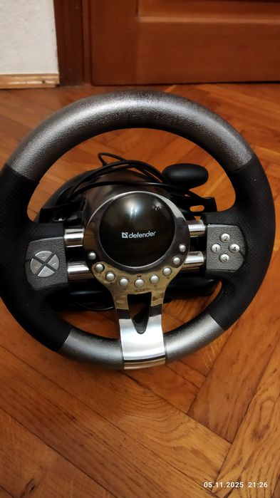 Продам ігровий руль Defender