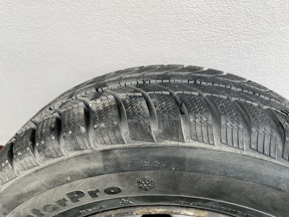 Opony zimowe  175/70 R13 wraz z felgami komplet