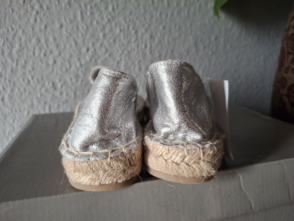 Stradivarius  srebrne espadryle damskie 36