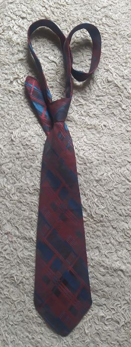 Краватки чоловічі