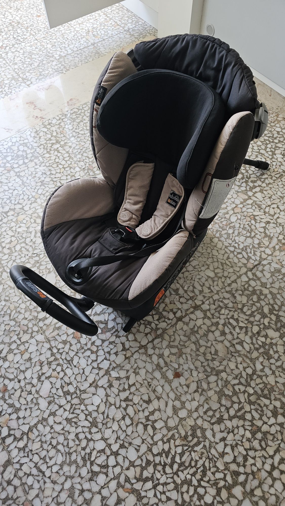 Cadeirinha bebe Isofix Besafe