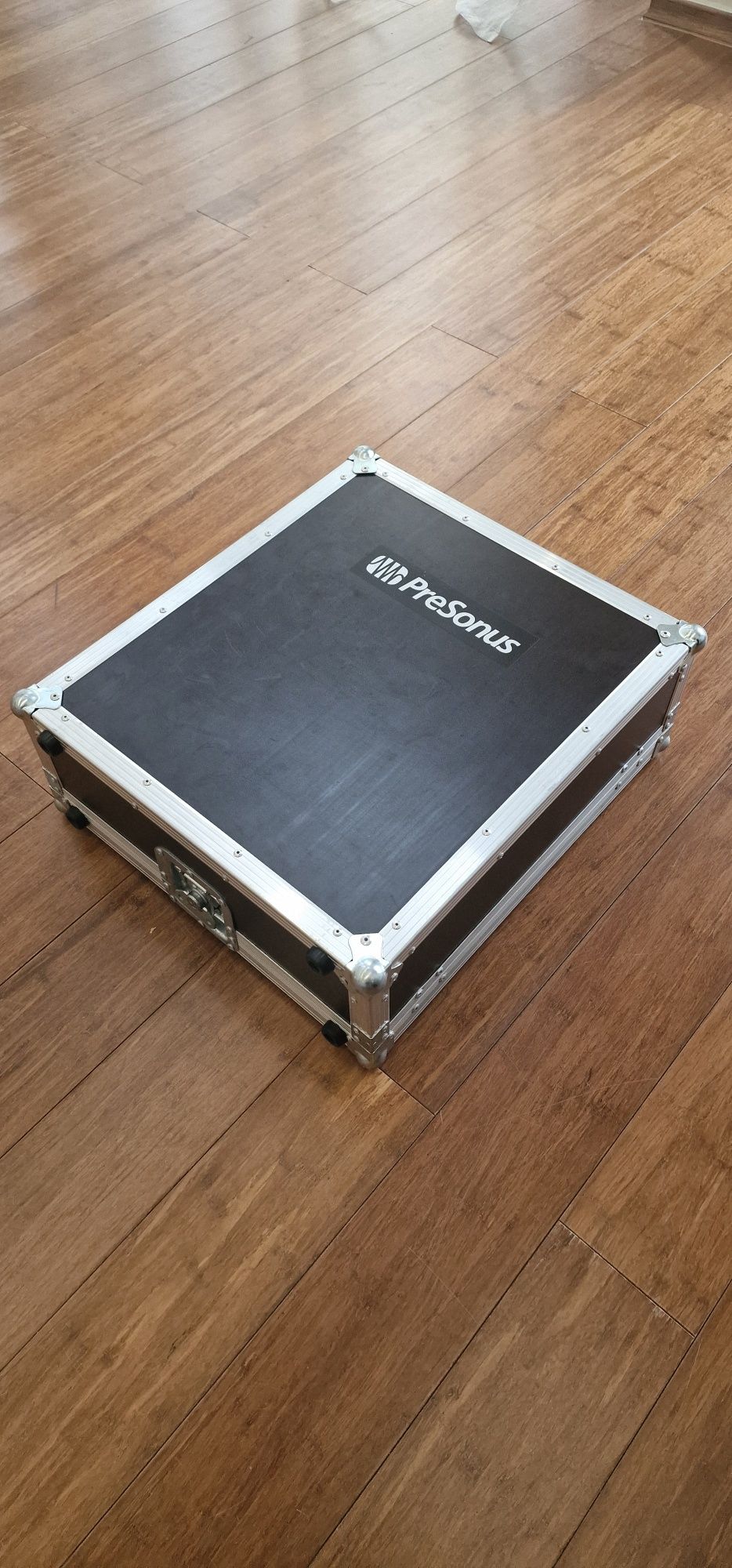 Mikser cyfrowy PreSonus StudioLive 16.0.2 USB + case
