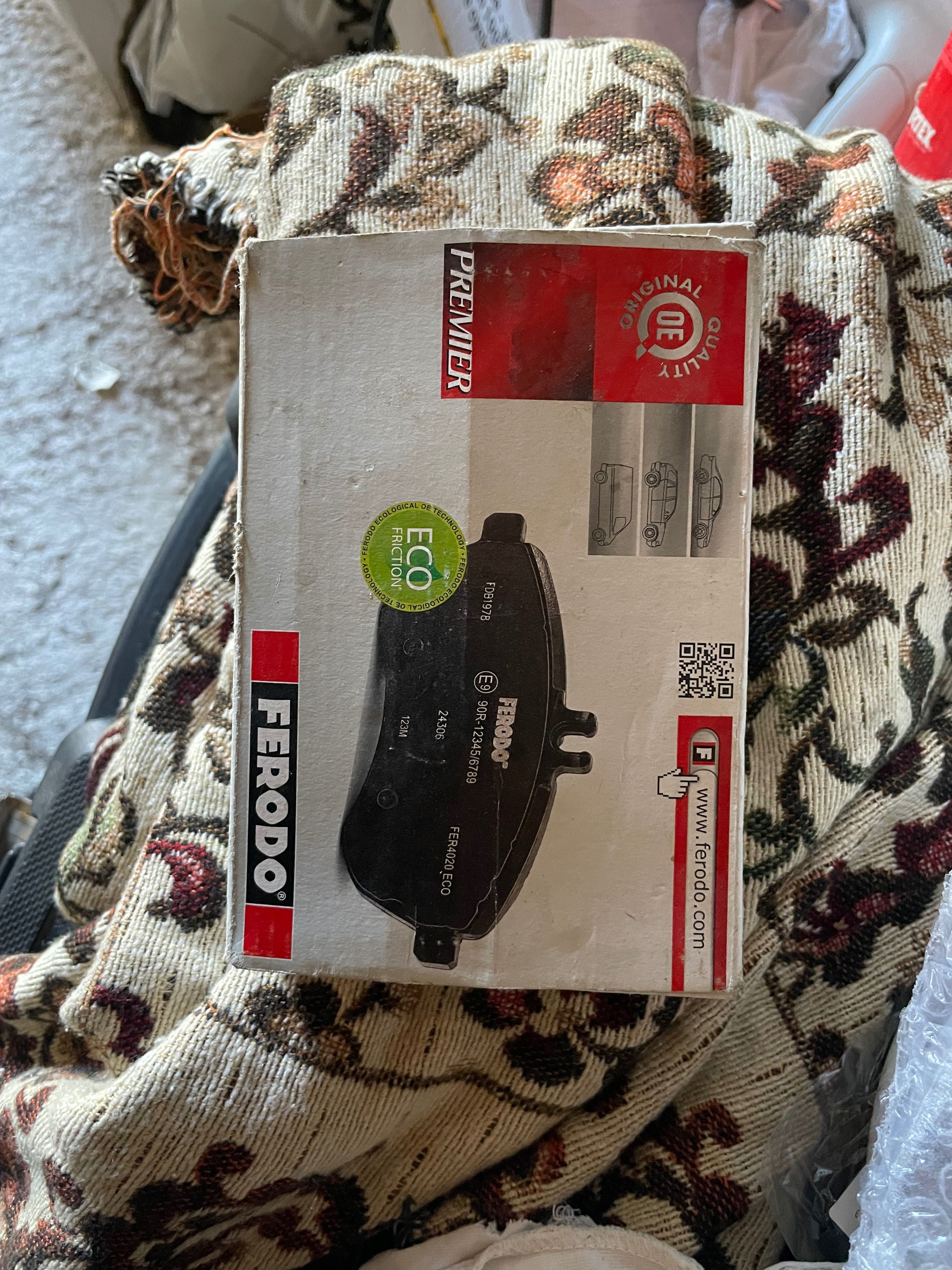 Тормозные колодки задние Nissan Qashqai X-Trail Kadjar Ferodo FDB4842