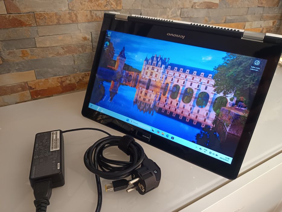 Portátil Lenovo Yoga 500 / ecrã tátil / gráfica dedicada / SSD 256GB