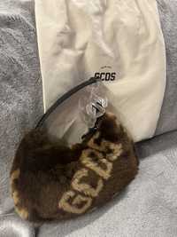 GCDS torebka futro sztuczne brązowy
