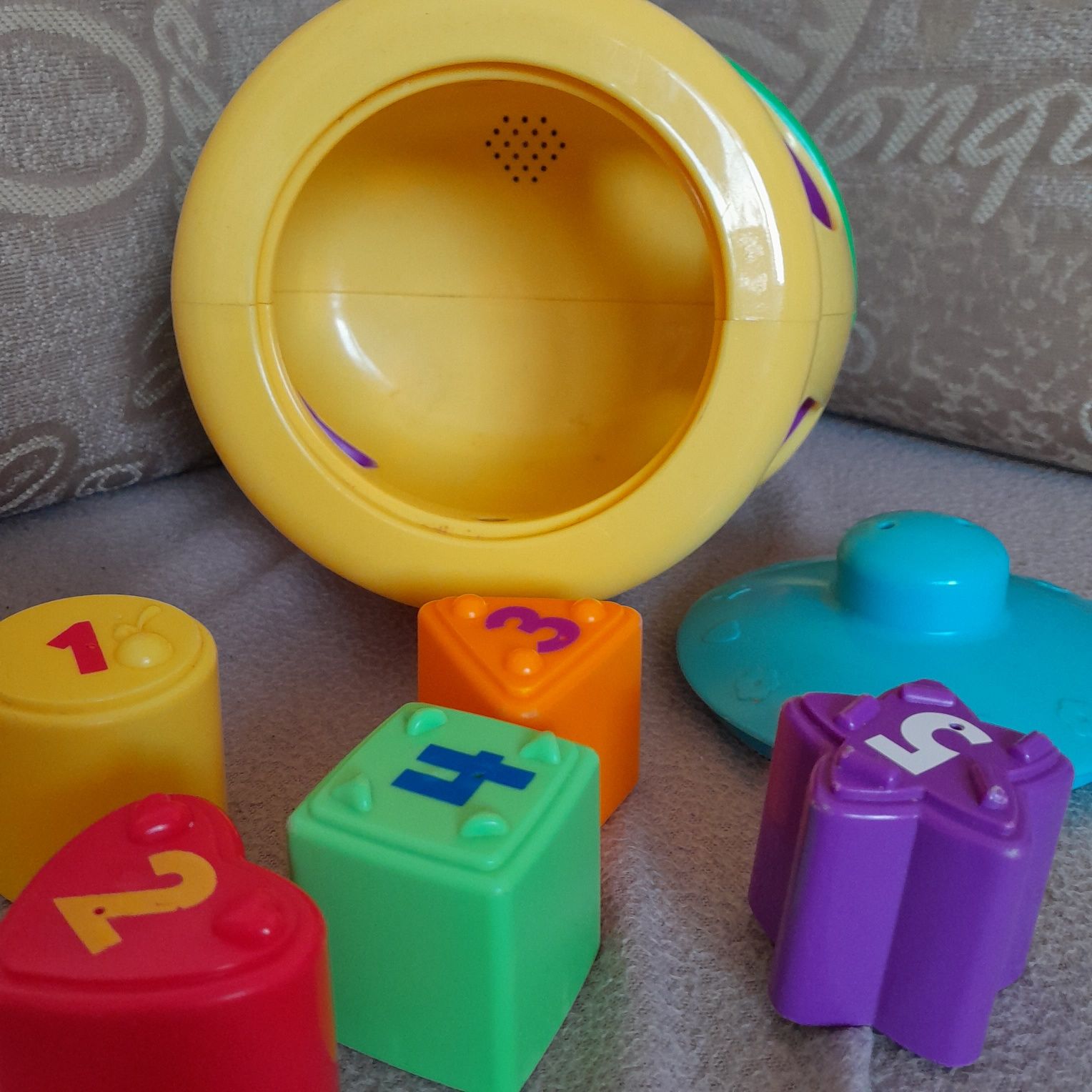 Sorter Fisher-Price Garnuszek klocuszek