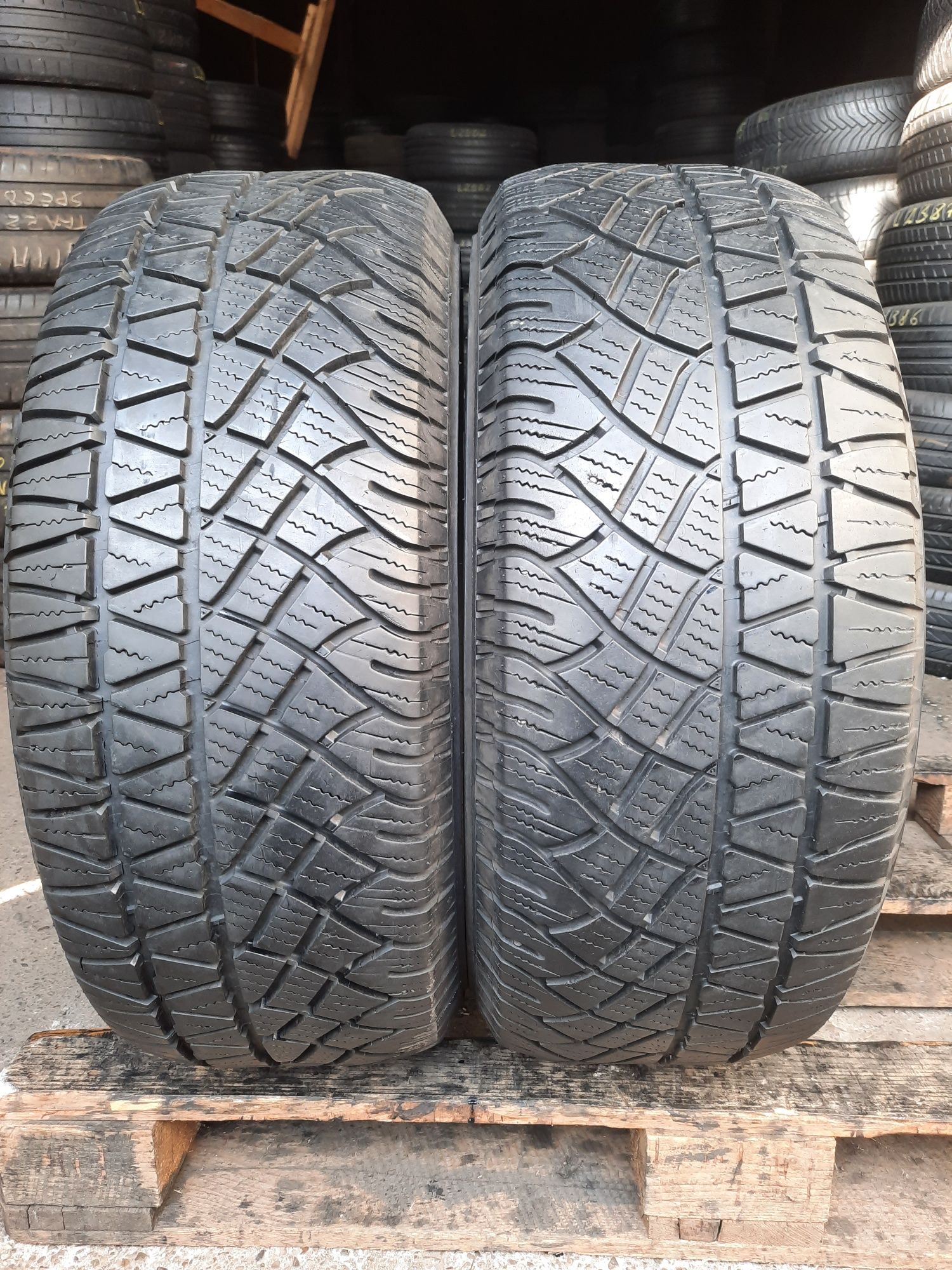 255/55 R18 Michelin Latitude Cross 2шт.