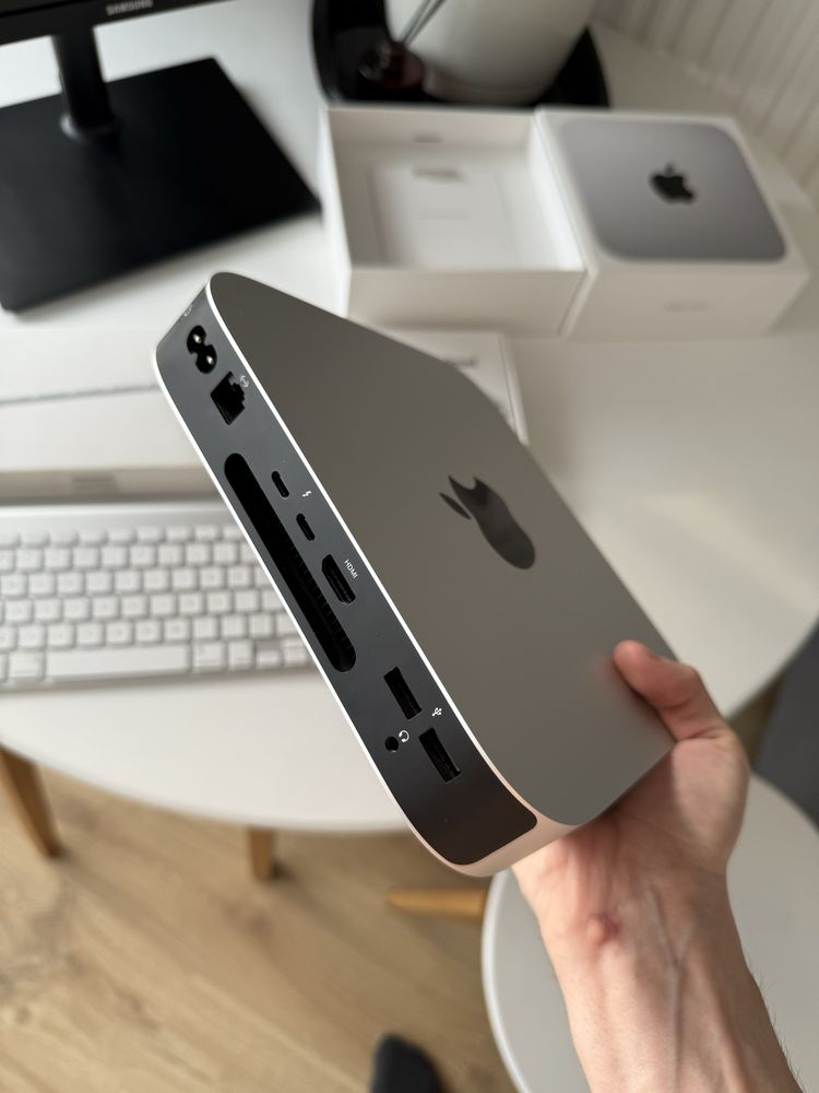 Apple Mac mini M2 8/256 + 2K monitor + trackpad + klawiatura + mouse
