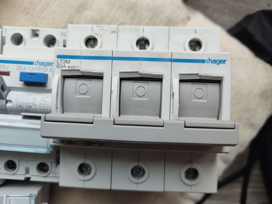 Автоматичні вимикачі Hager