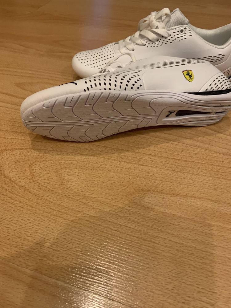 Кросівки Puma колекція Ferarri