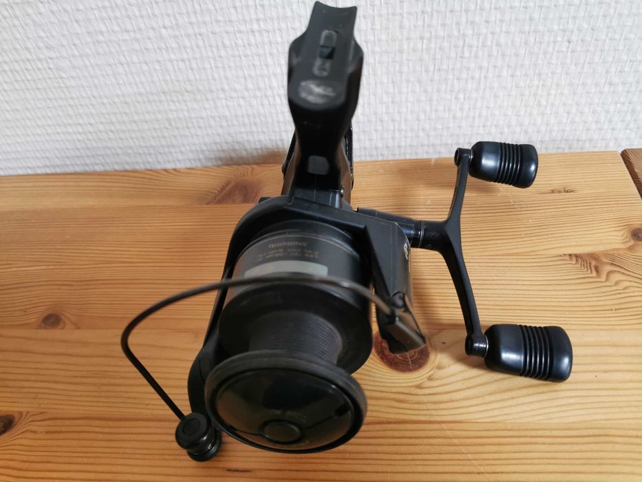 Kołowrotek Shimano Baitrunner 6010