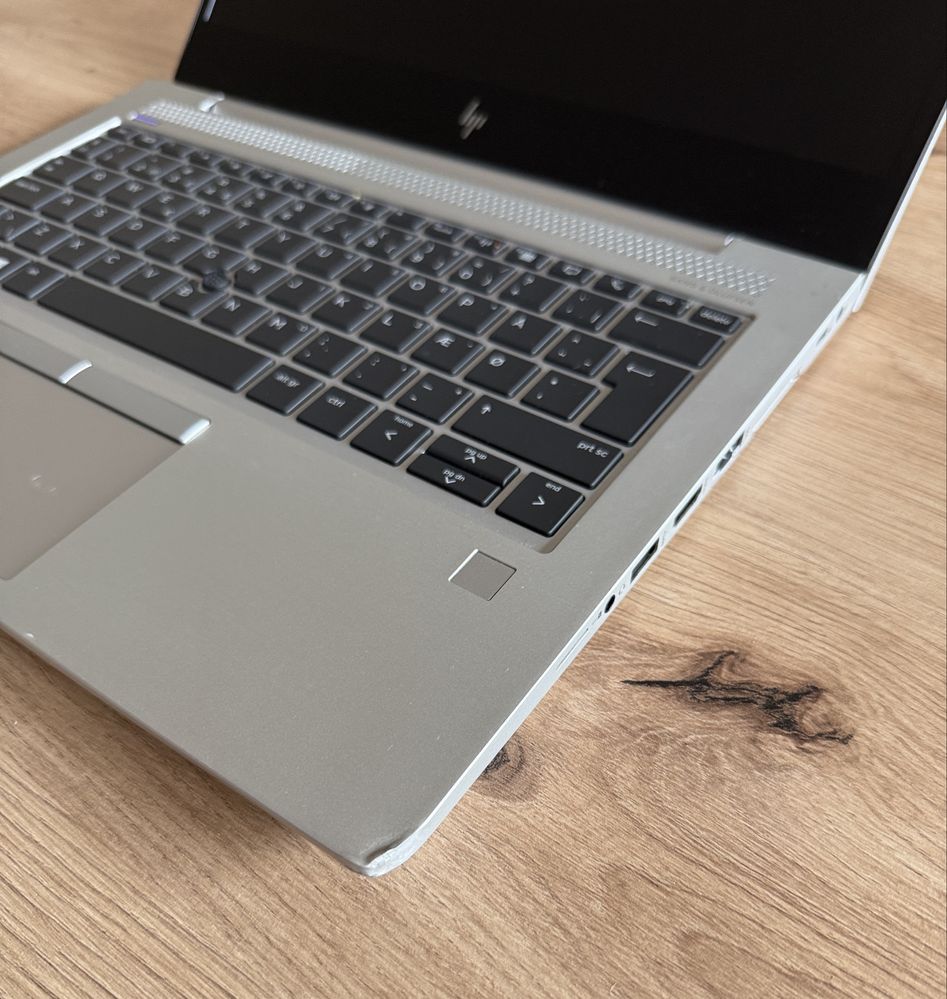 Laptop HP EliteBook 735 G6 Ryzen 3 3300U 8/256GB SSD Win 10/11