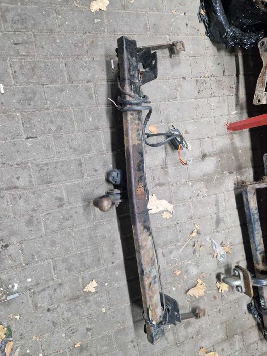 фаркоп з блоком Fiat Doblò 2000-10 прицепне устройство фіат добло 223