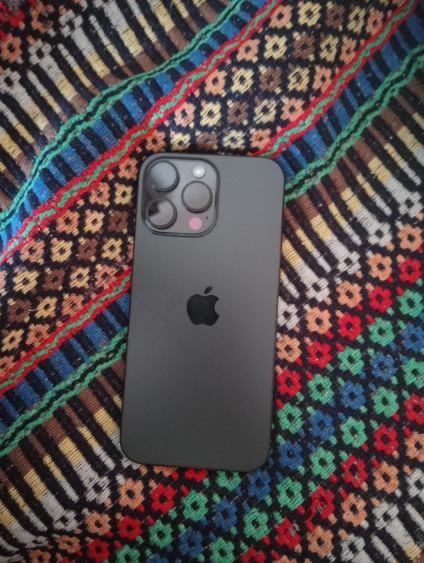 Iphone 16 pro max semi-novo