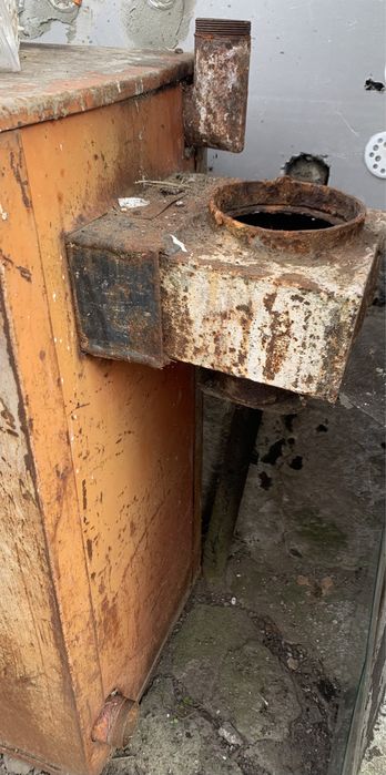 Котел газовий, твердопаливний