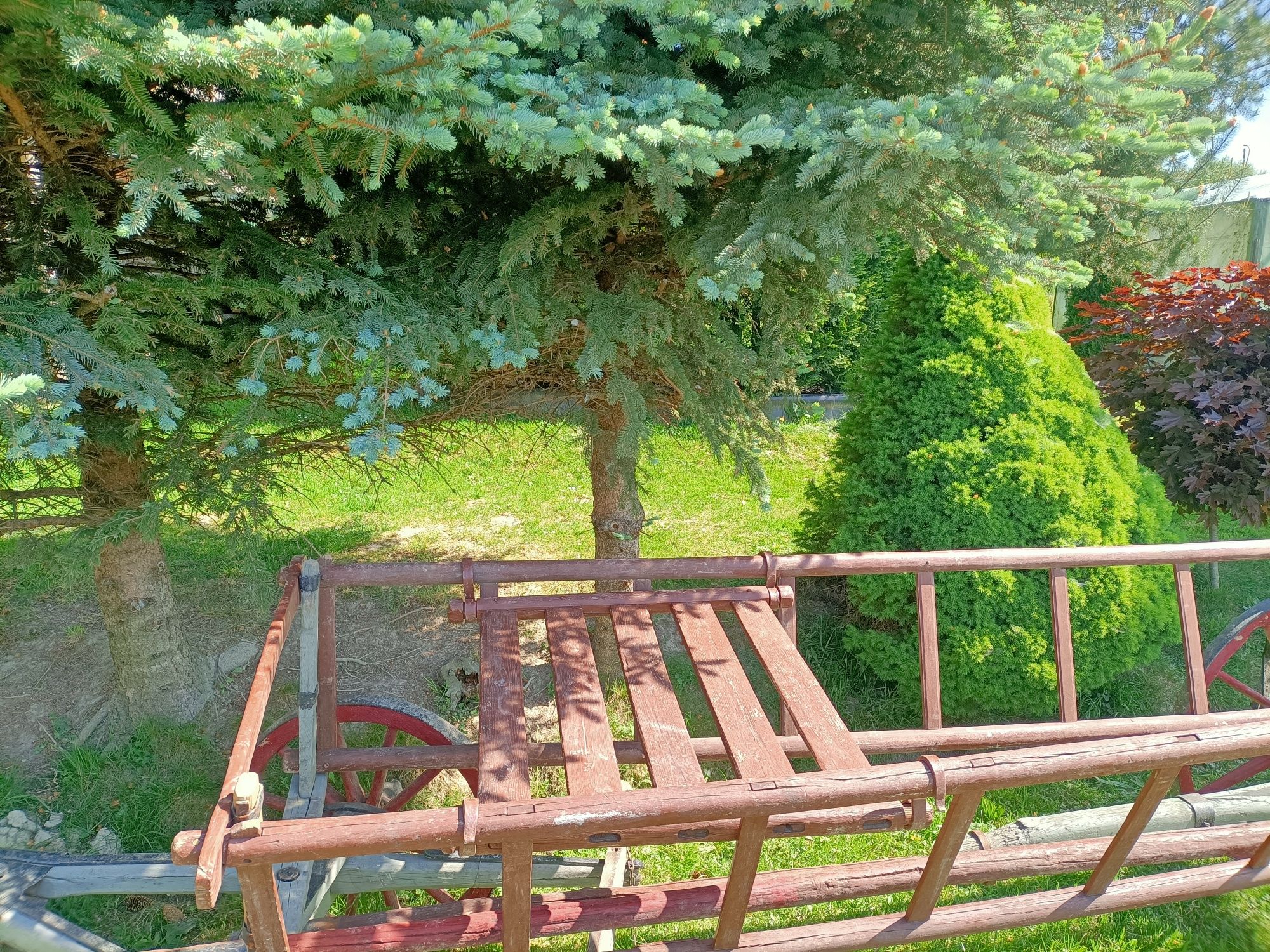 Wóz konny drewiany