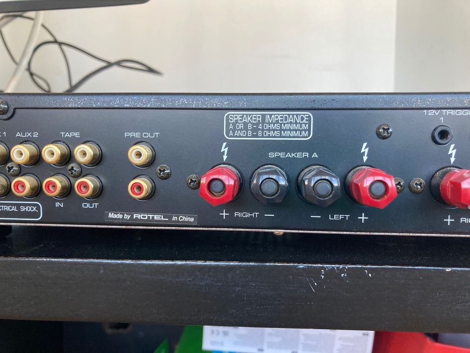 Amplificador Rotel