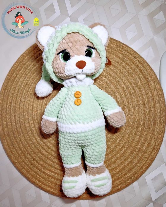 Miś, maskotka szydełkowa