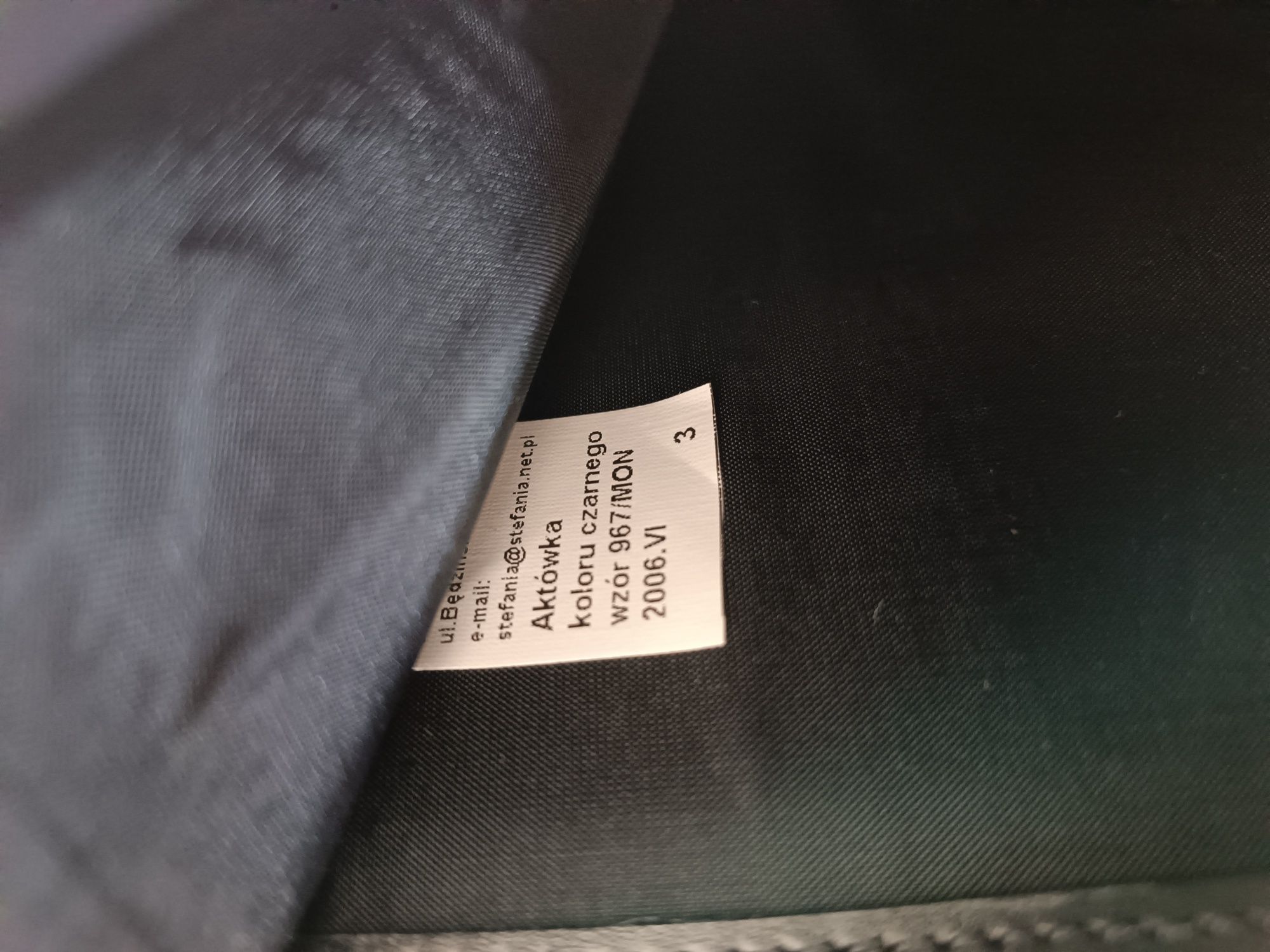 Aktówka koloru czarnego MON