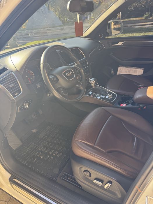 Audi Q5 2016 року