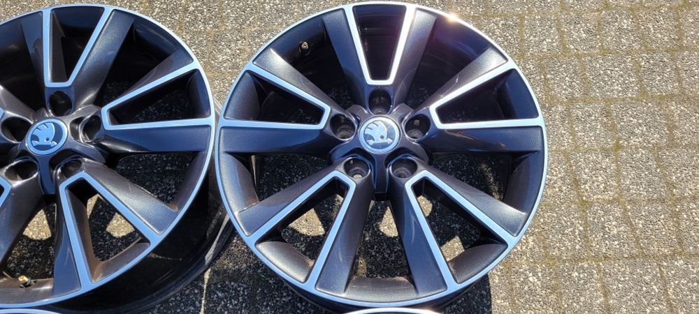 17" Skoda oryginal 5x112  7J et45  Octavia Superb Alufelgi /vw seat