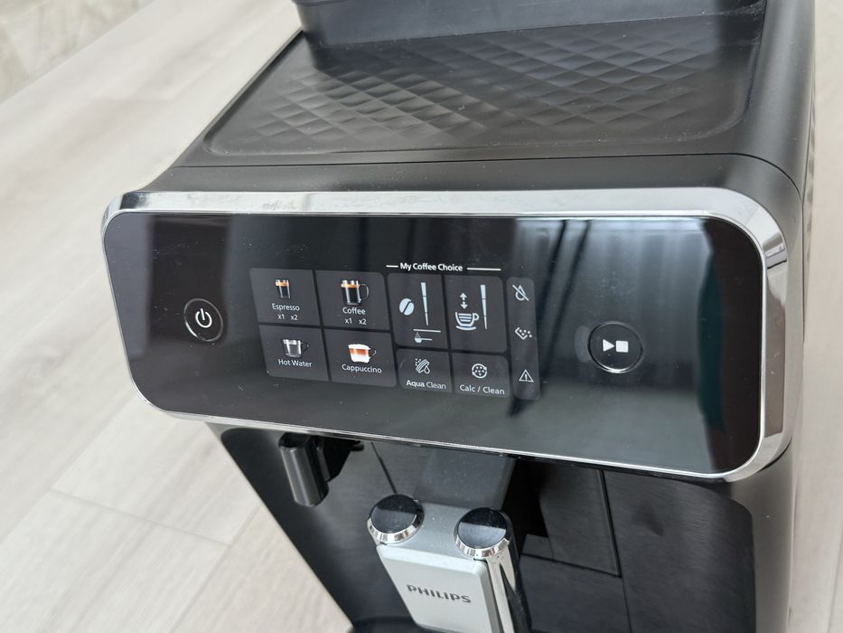 Кавомашинка Philips 2200 LatteGo