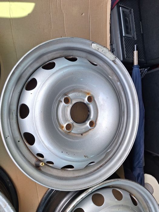 Felgi Opel Meriva 14 cali stalowe 4 szt ET 49 -  4x100 ładne kpl