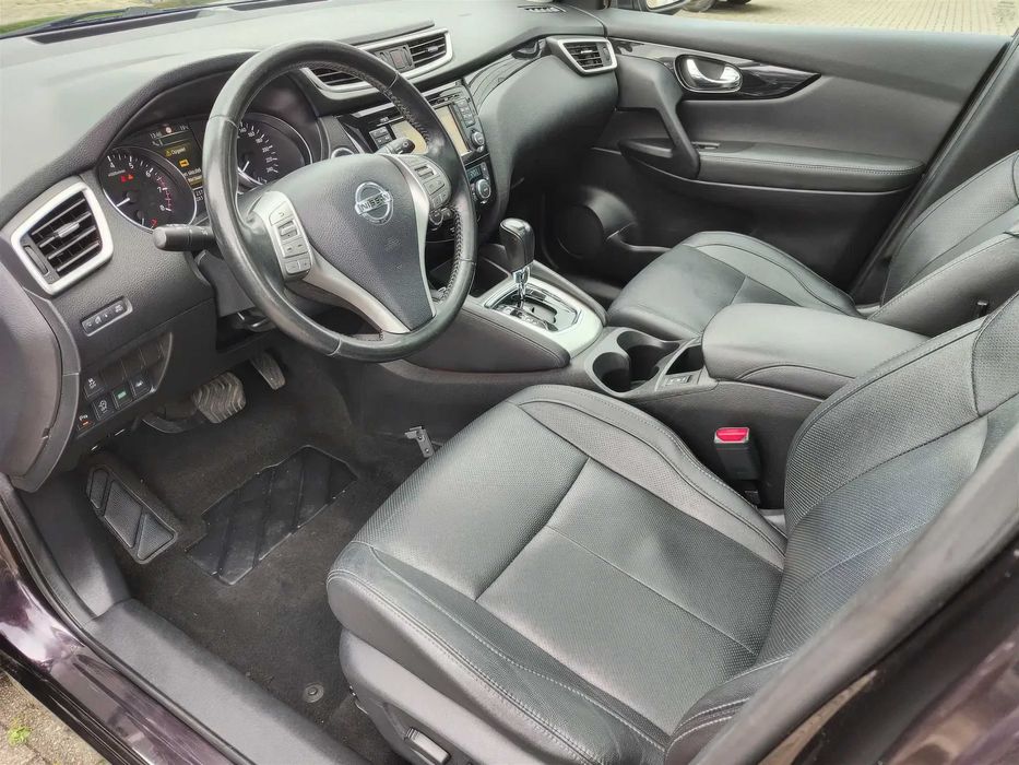 Nissan Qashqai      2015