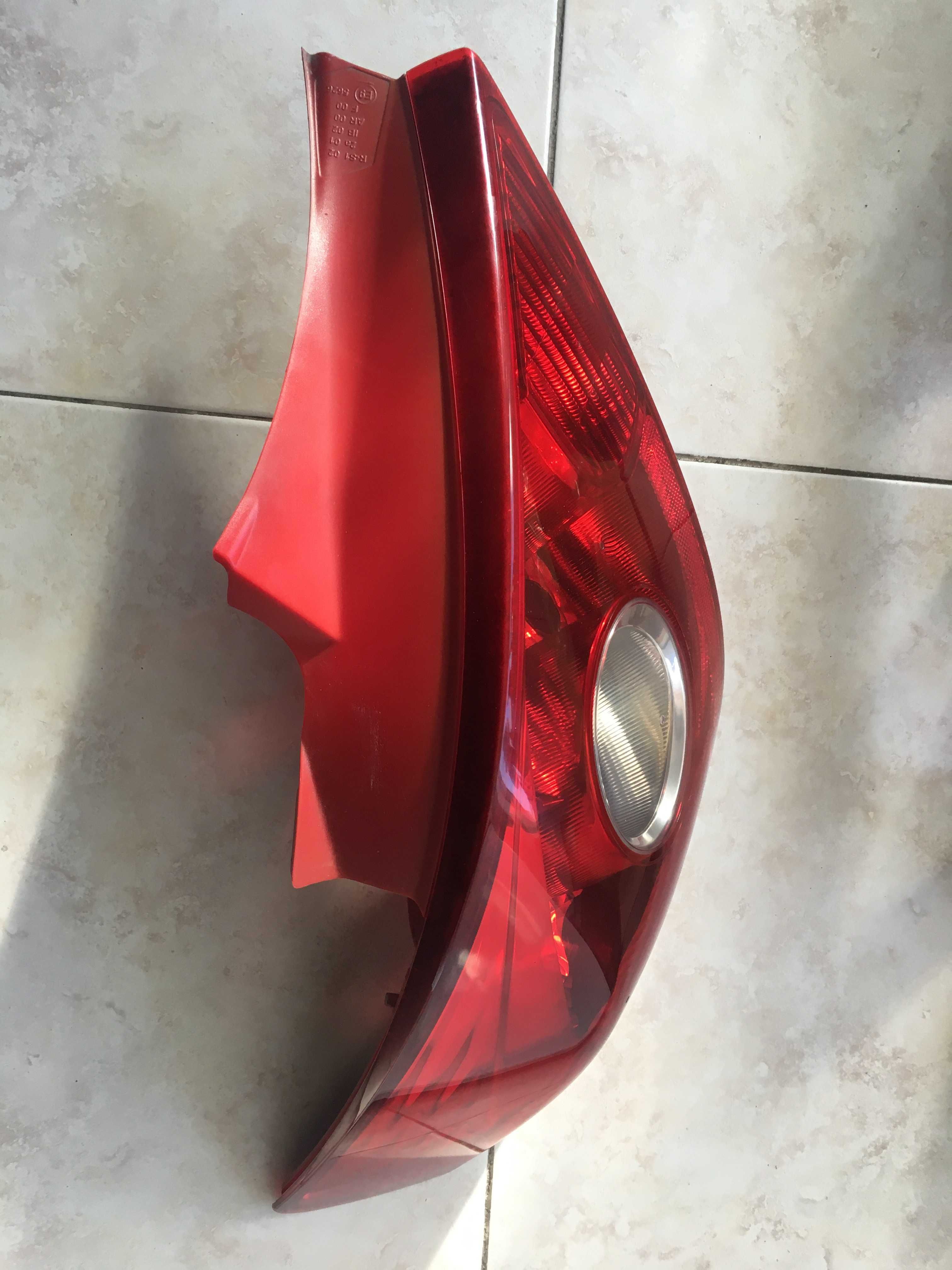 Farol Farolim Opel Corsa D Van (S07), 3 portas Tras Esquerdo GM VALEO