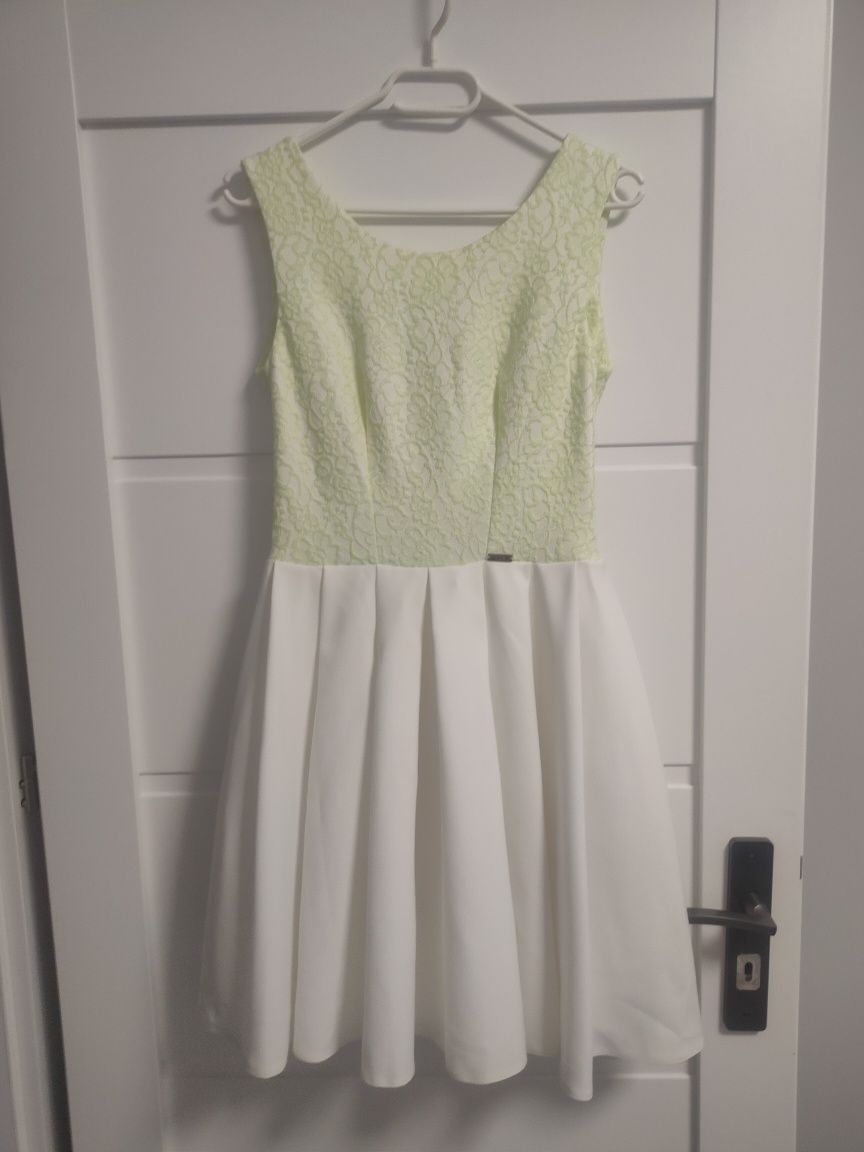 Zielono biała sukienka 38
