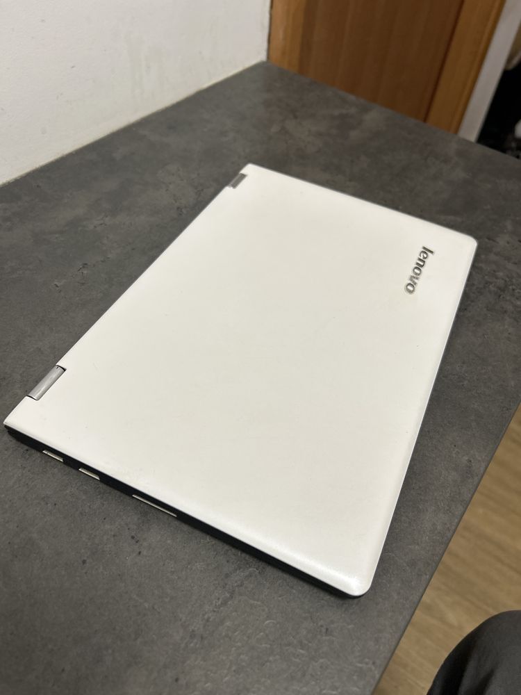 Lekki ultrabook Lenovo yoga 3