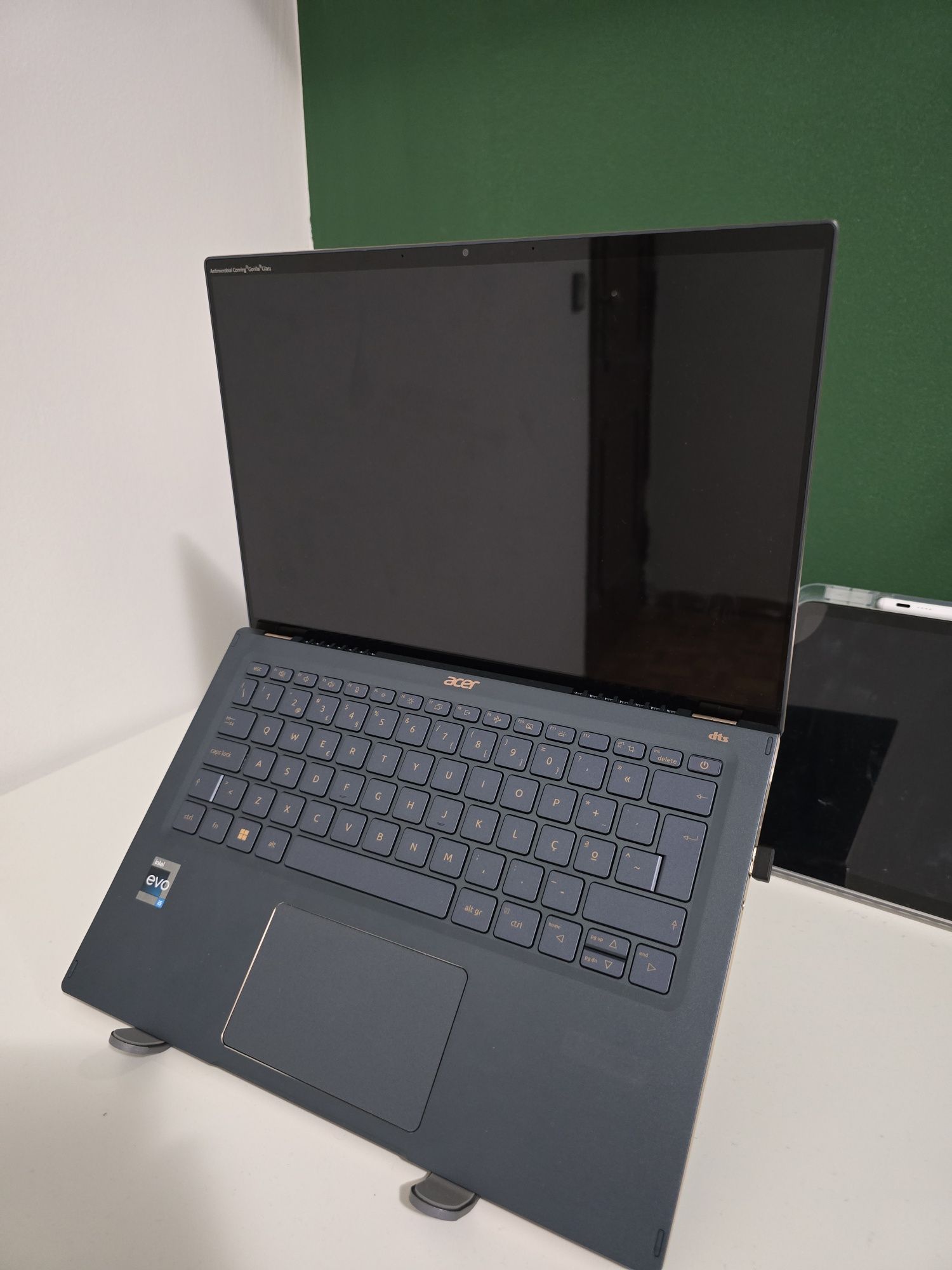 Portátil Acer Swift 5