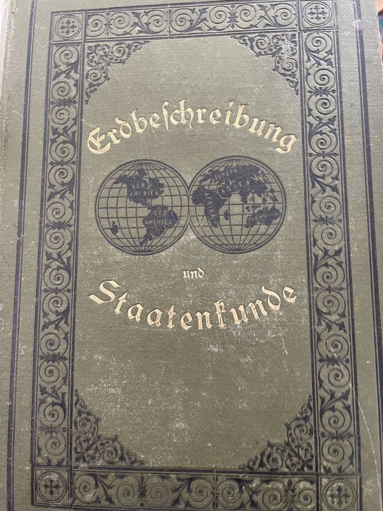 Książka z 1889 roku. Handbuch der ErdbeschreibungIn mit Natur