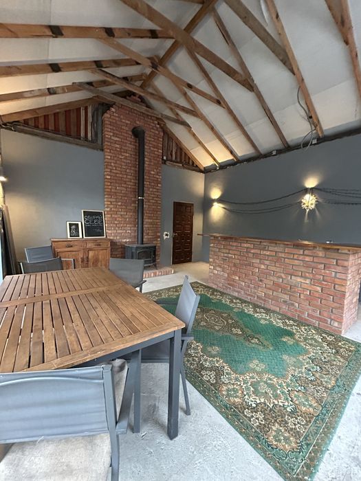 Довгострокова оренда будинку на Правому березі