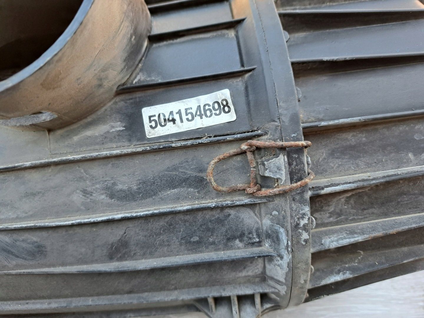 IVECO DAILY OBUDOWA FILTRA POWIETRZA 504154692 NR 5MA