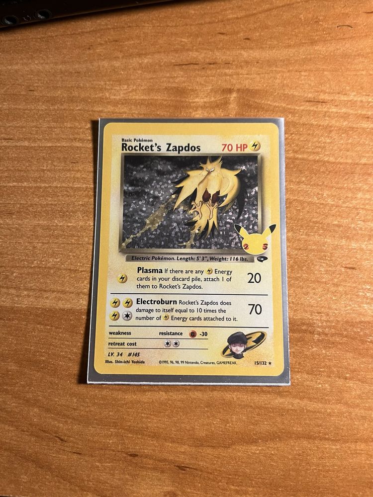 Karty pokemon oryginalne starsze Rocket’s Zapdos