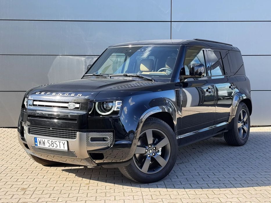 Land Rover Defender 3.0D I6 250 PS AWD Auto X-Dynamic HSE 110 / Demo