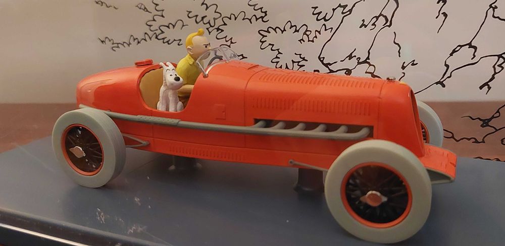 Carro da colecção Tintin. Escala 1:24