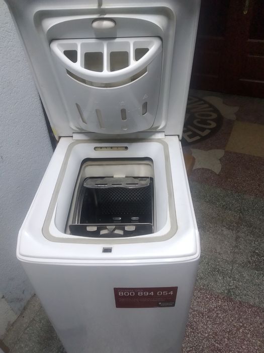На розборку.Пральна машинаAriston.