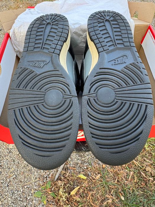 Продам хорошие кроссовки NIKE DUNK HI RETRO PRM