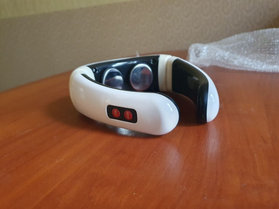 Массажер для шиї