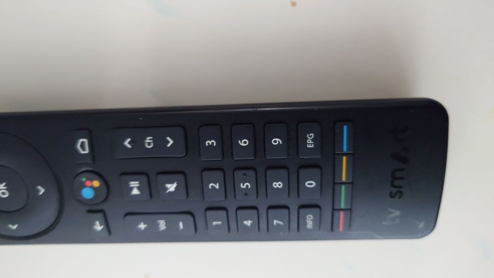 Pilot do dekodera Smart TV Android Box Vectra Bluetooth IR oryginał